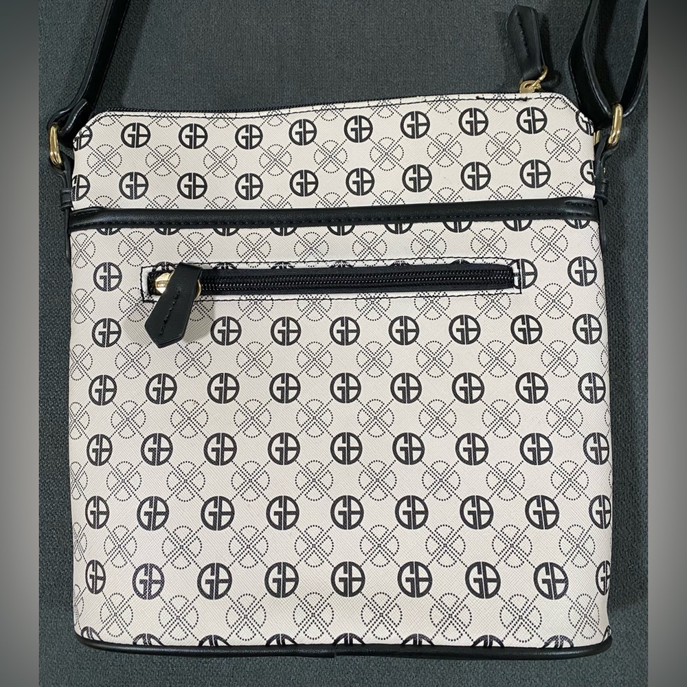 Giani Bernini Tonal Signature Crossbody - Picture 4 of 16